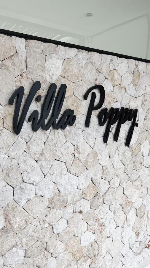Villa Poppy Bumbak Canggu Kültér fotó